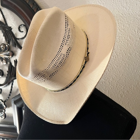 Laredo Cream Western Hat main image 5